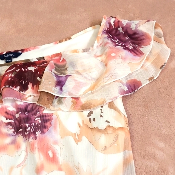 Reitman's Floral Top - Picture 4 of 8